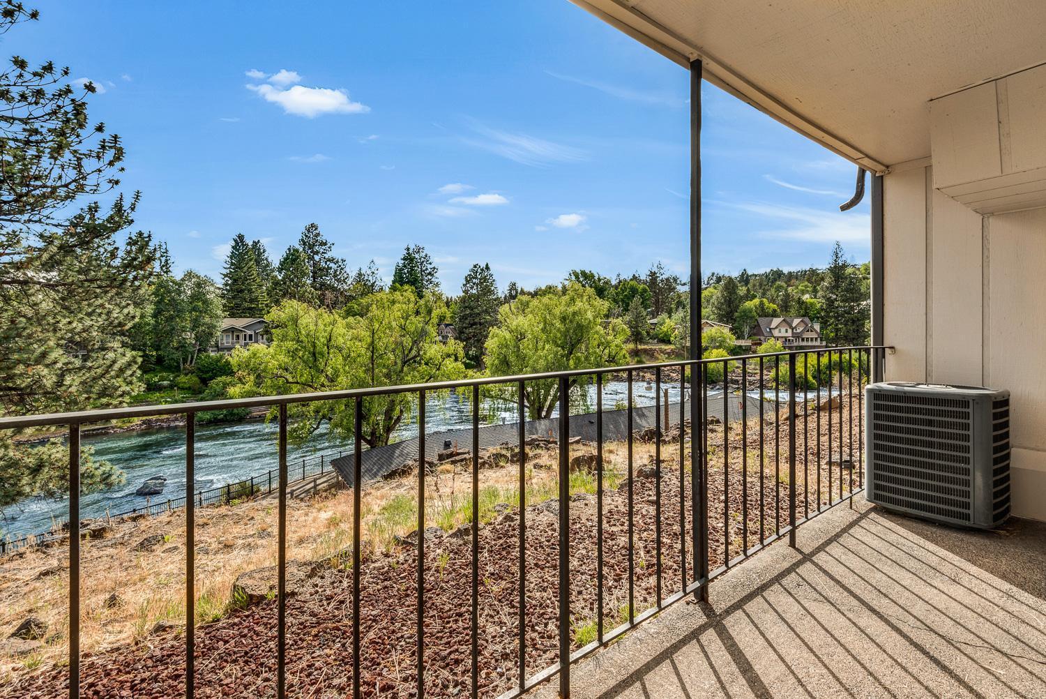 Bend Riverside Condos Near Downtown Bend Exterior photo