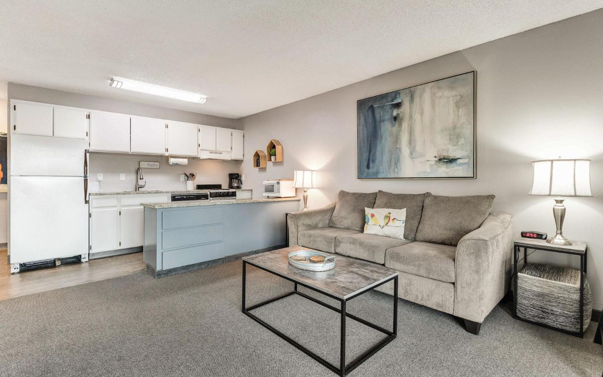 Bend Riverside Condos Near Downtown Bend Room photo